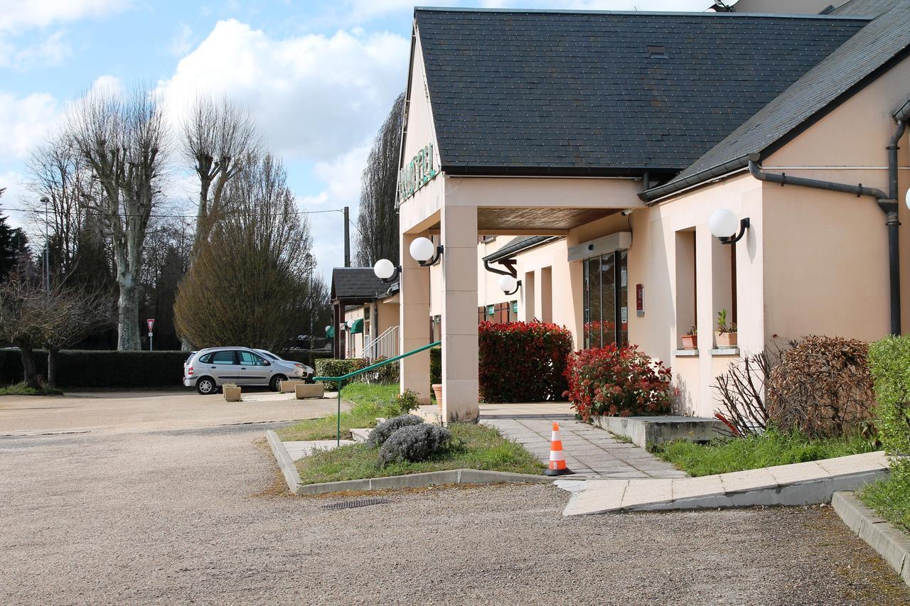 Logis Hotel Restaurant De L'Abbaye Ferrieres-en-Gatinais Luaran gambar