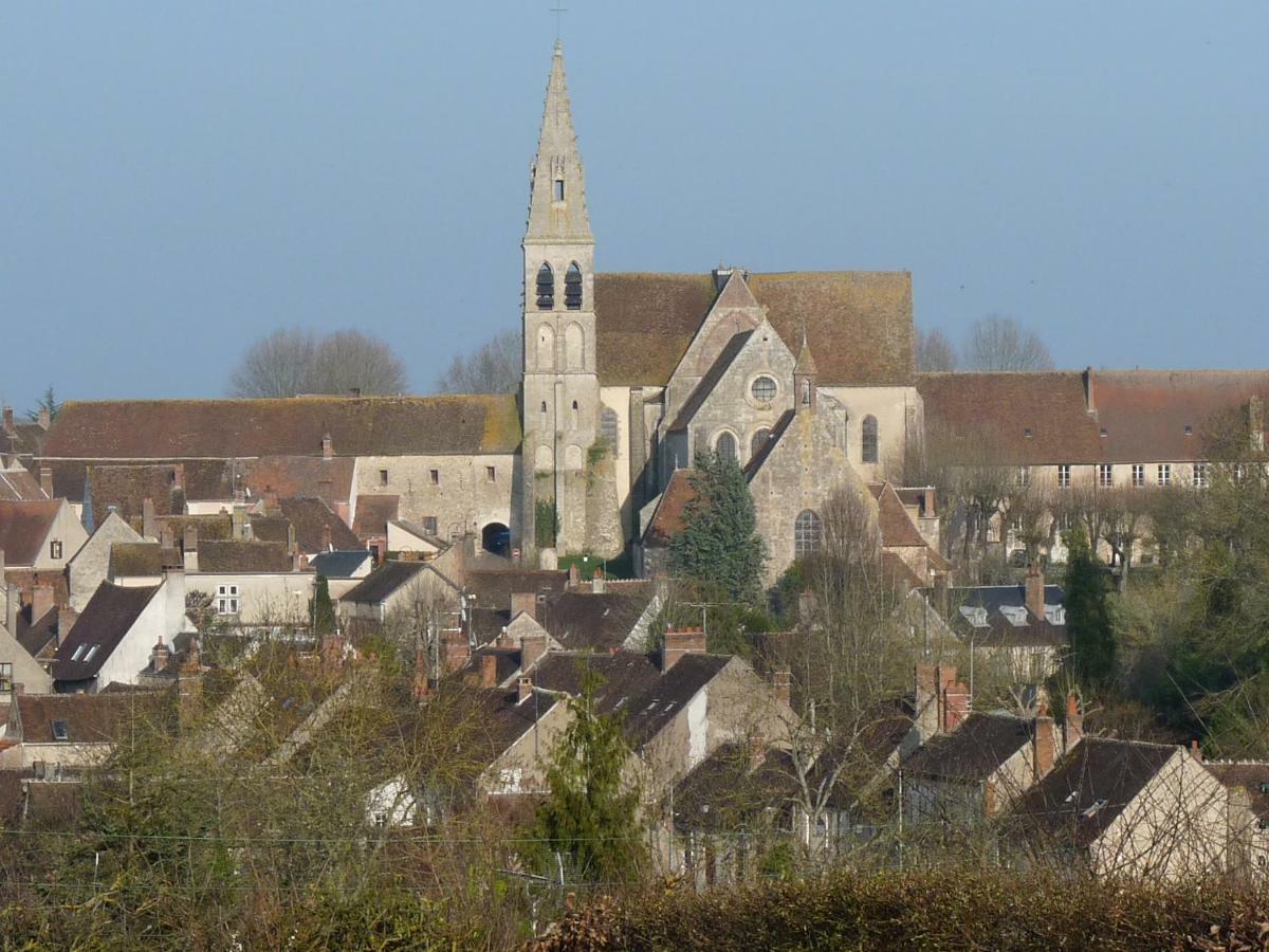 Logis Hotel Restaurant De L'Abbaye Ferrieres-en-Gatinais Luaran gambar